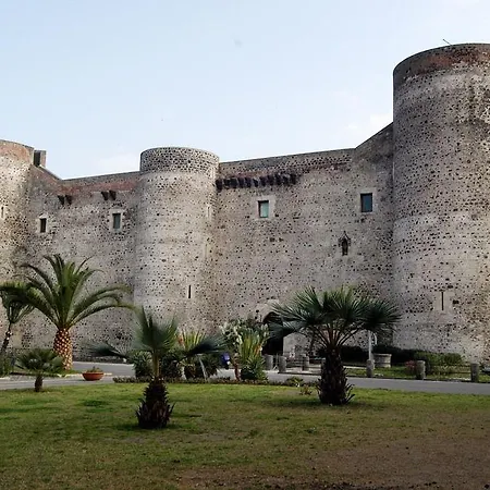 La Terrazza アーチ・カステッロ