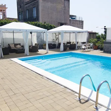 La Terrazza 4* アーチ・カステッロ