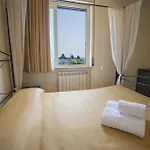 La Terrazza Bed & Breakfast Aci Castello