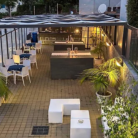 לינה וארוחת בוקר La Terrazza