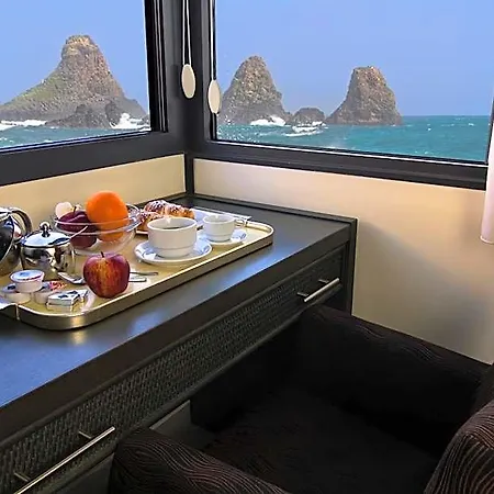 La Terrazza Nocleg ze śniadaniem Aci Castello