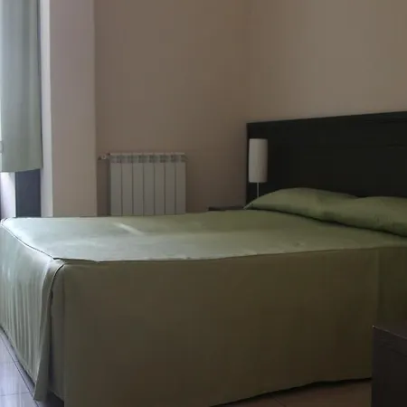 לינה וארוחת בוקר La Terrazza 4*
