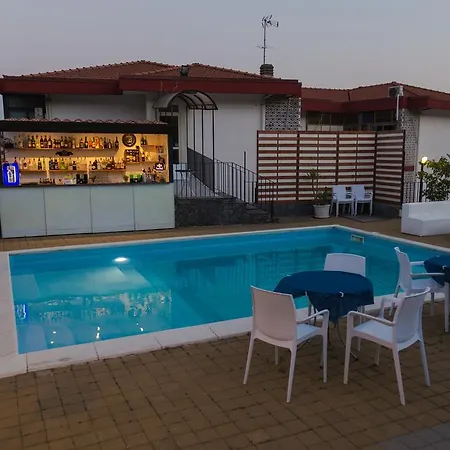 La Terrazza Bed and Breakfast 4*