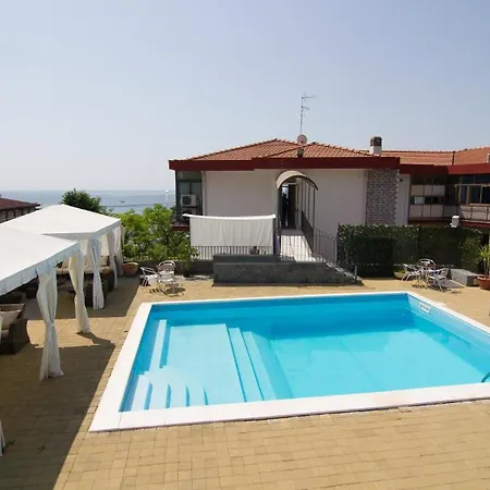 La Terrazza 4*