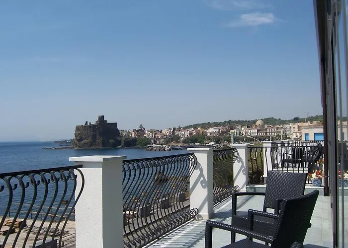 Bed & Breakfast La Terrazza Aci Castello